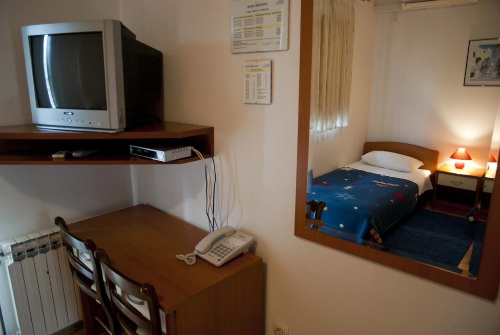 Hotel Metković エクステリア 写真